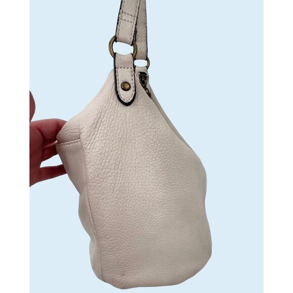 ELLIOTT LUCCA Cream Pebbled Leather BUCKET CROSSBODY Bag Purse - Picture 7 of 14